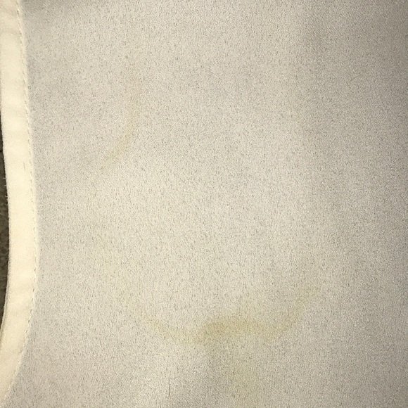 Beautiful beaded collar button-down top! - Picture 4 of 4